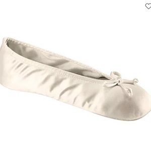 Isotoner ballerina-style satin slippers